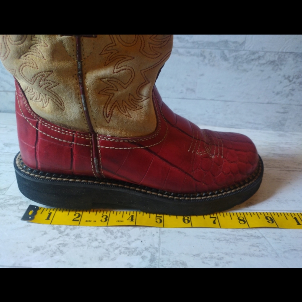Ariat FatBaby Alligator Print Red and Cream Suede Leather youth size 3 Cowgirlbo - Picture 9 of 12